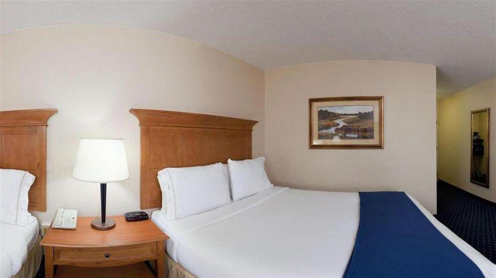 Hotel Wingate By Wyndham Waynesboro Exterior foto